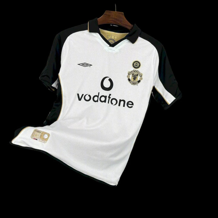 Manchester Utd Maillot Rétro 2001/2002 — vue 1