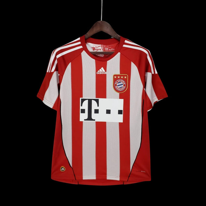 Bayern Munich Maillot Rétro 10/11 — vue 1