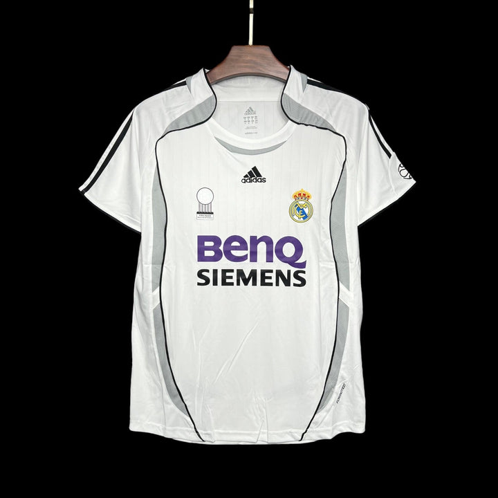 R.Madrid Maillot Rétro 06/07 — vue 1