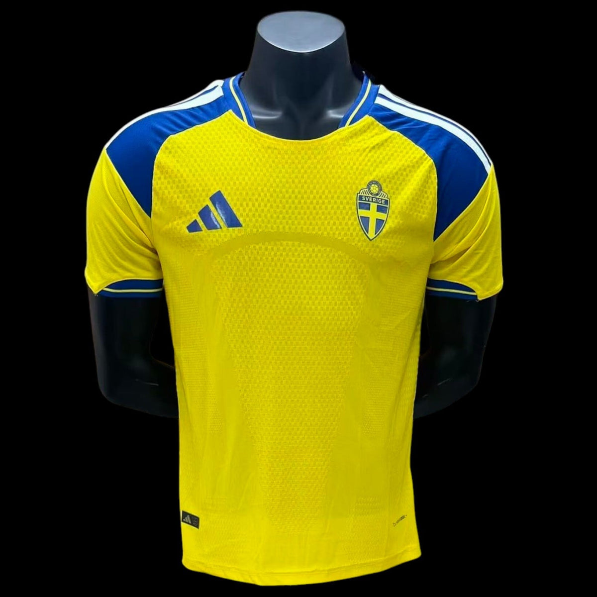 Suède Maillot Domicile 26/27 – Version Player — vue 1