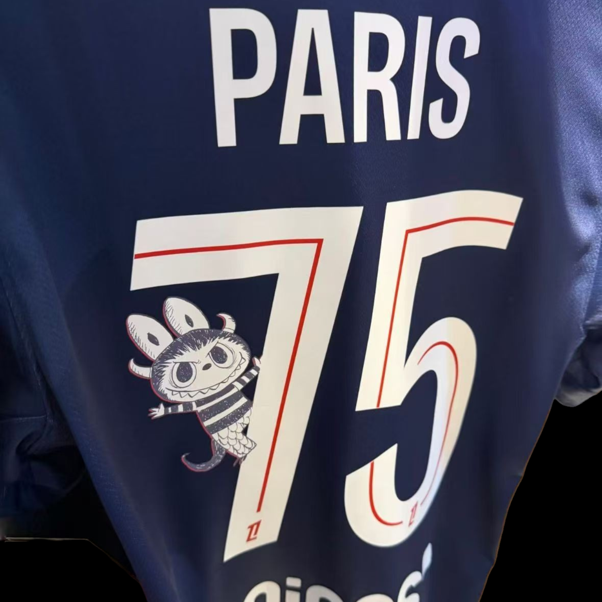Paris SG Maillot Domicile 25/26 – Flocage Labubu — vue 1