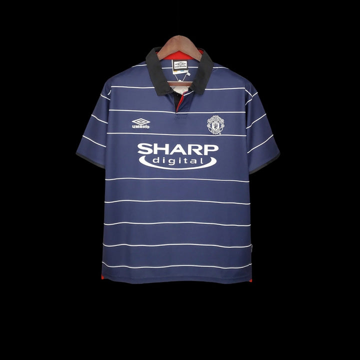 Manchester United Maillot Rétro 99/00 — vue 1