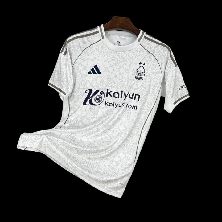 Nottingham Forest Maillot Extérieur 25/26 — vue 1