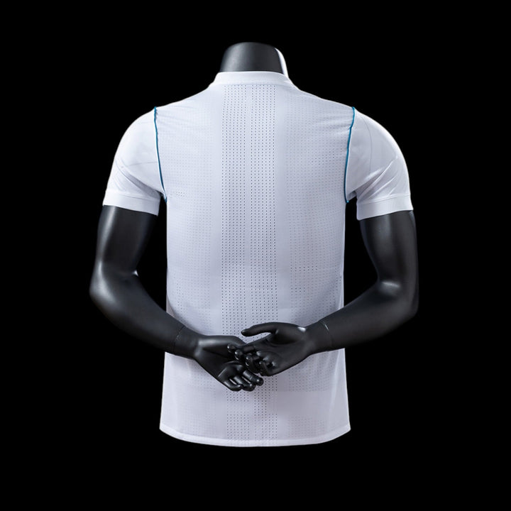 R.Madrid Maillot Rétro 17/18 — vue 2